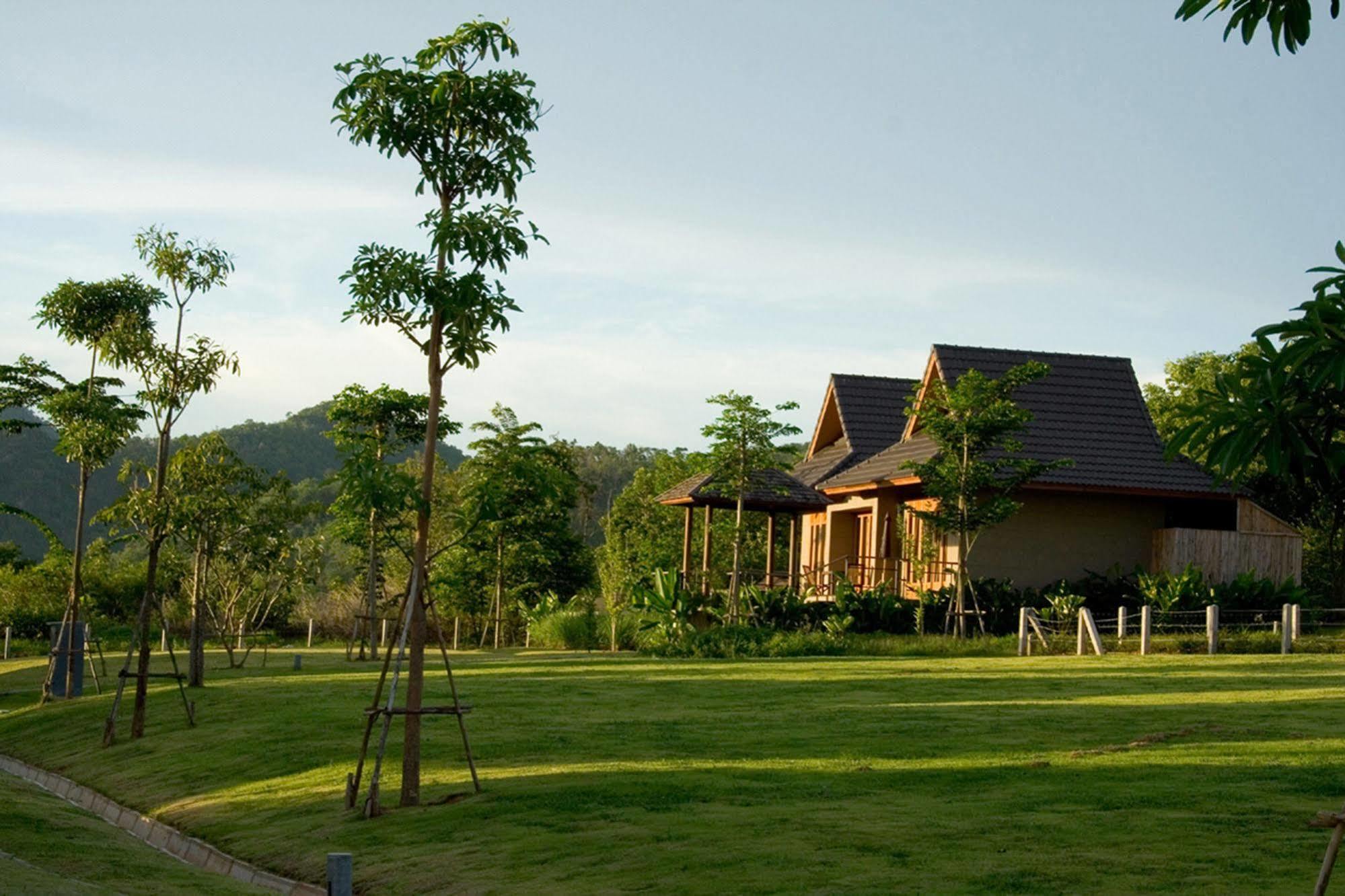 Guti Resort By Aka HHQ Esterno foto
